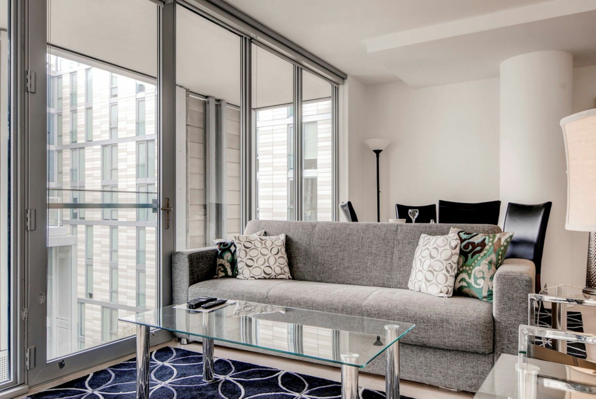 Global Luxury Suites At Chinatown Washington Esterno foto