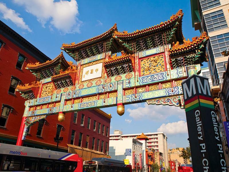 Global Luxury Suites At Chinatown Washington Esterno foto